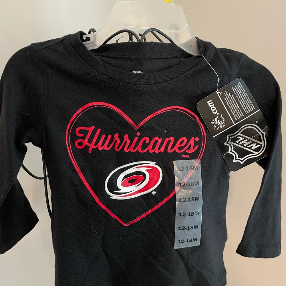 NHL North Carolina Hurricanes Shirt Girl Infant 12-18 Mos. NWT. Adorable #1052.